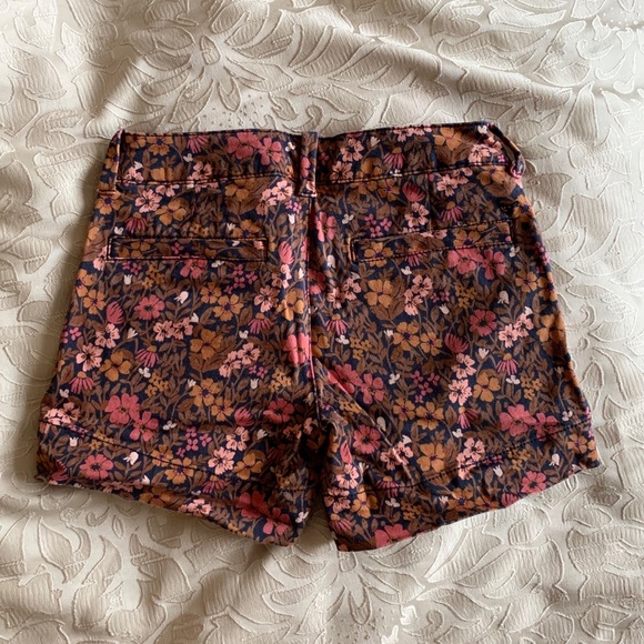 NWOT AE Twill X Midi Floral Print Shorts - Picture 2 of 8